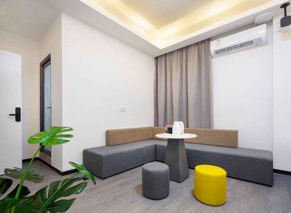 Deer Chenke Seascape Surf B&B Sanya Dış mekan fotoğraf